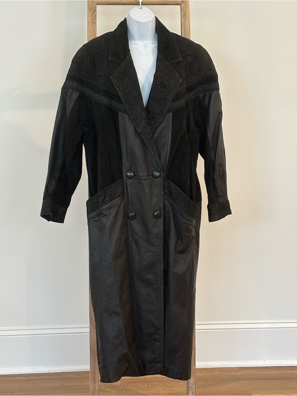 Vintage 80s/90s Global Identity G-III Leather Trench Coat
